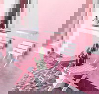 The Pink Hotel Coolangatta - Accommodation Nelson Bay