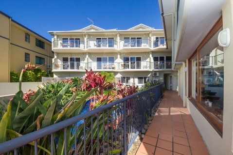 Yamba Beach Motel - Accommodation Nelson Bay 0