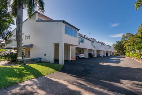 Noosa Parade Holiday Inn - Accommodation Nelson Bay 5