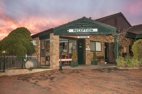 Ningana Motel - Accommodation Nelson Bay 0