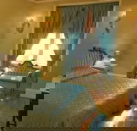 Leura Lady - Accommodation Nelson Bay