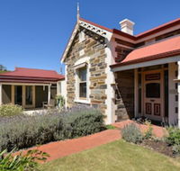 Trafalgar Premium Vintage Suites - Accommodation Nelson Bay