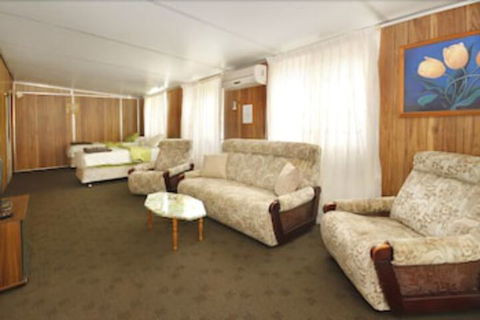 Mapleton Cabins & Caravan Park - Accommodation Nelson Bay 2