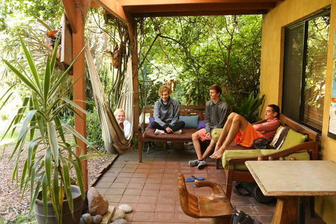 Samurai Beach Bungalows Port Stephens YHA - Accommodation Nelson Bay 7