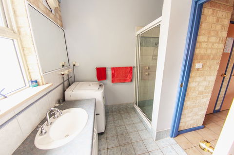 Yot Spot Apartments - Accommodation Nelson Bay 1
