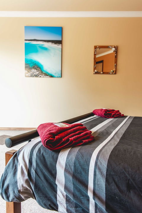 Yot Spot Apartments - Accommodation Nelson Bay 6