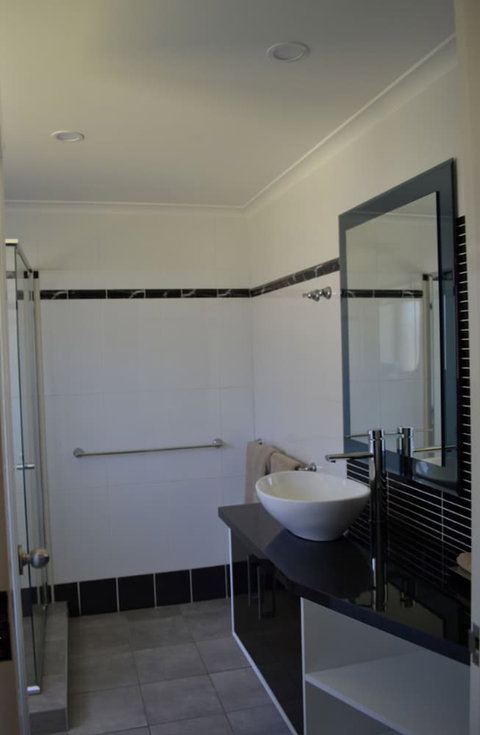 Cattleman's Country Motor Inn & Serviced Apartments - Accommodation Nelson Bay 2