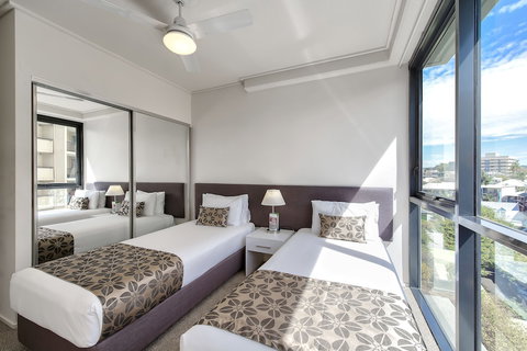 Flynn Brisbane - Accommodation Nelson Bay 4