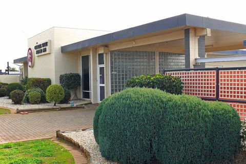 Charles Sturt Motor Inn West Wyalong - Accommodation Nelson Bay 5