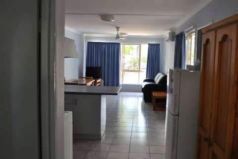 Palm Valley Motel And Self-contained Holiday Units - Accommodation Nelson Bay 6