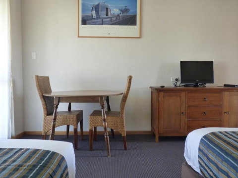 Coonawarra Motor Lodge - Accommodation Nelson Bay 2
