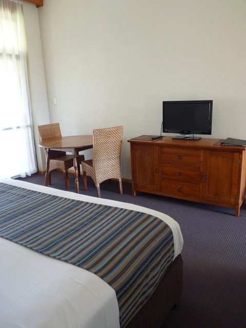 Coonawarra Motor Lodge - Accommodation Nelson Bay 3