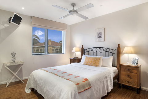 Captain's Retreat Apartments And Cottages - Accommodation Nelson Bay 4