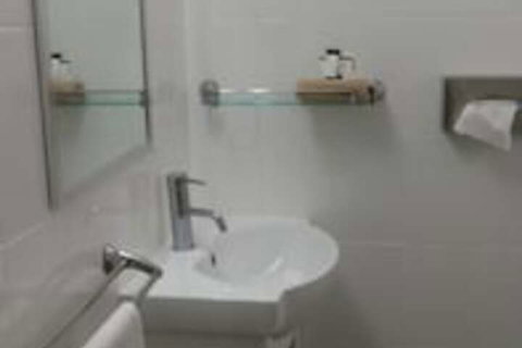 Jumbuck Motor Inn - Accommodation Nelson Bay 7