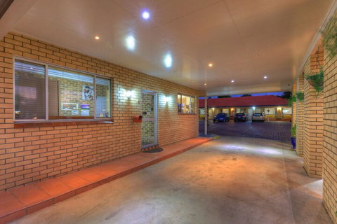 Jumbuck Motor Inn - Accommodation Nelson Bay 1