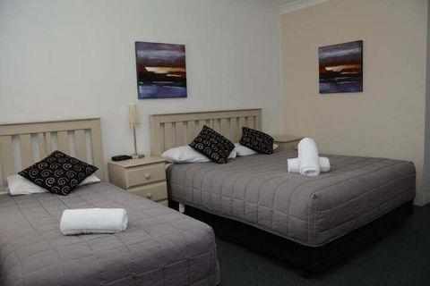 Ben Chifley Motor Inn - Accommodation Nelson Bay 7