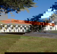 Moon River Motor Inn - Accommodation Nelson Bay