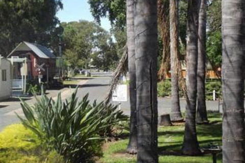 West Wyalong Caravan Park - Accommodation Nelson Bay 6