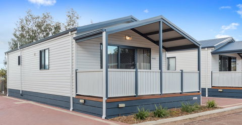 Jurien Bay Tourist Park - Accommodation Nelson Bay 2
