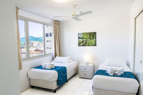 Cairns Aquarius - Accommodation Nelson Bay 2