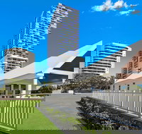 Palmerston Tower Holiday Apartments