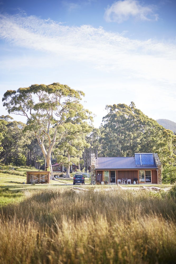 Adventure Bay TAS Accommodation Nelson Bay
