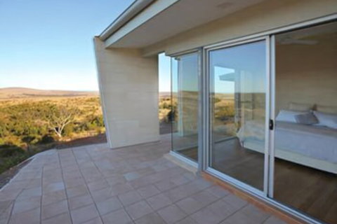 Tanonga Luxury Eco Lodges - Accommodation Nelson Bay 6