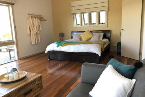 Offshore Retreat - Accommodation Nelson Bay 0