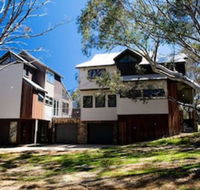 Blue Ice - Accommodation Nelson Bay