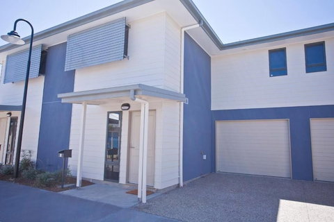 Stonewood Villas - Accommodation Nelson Bay 2