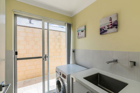 Ocean Keys Cottage - Accommodation Nelson Bay 5