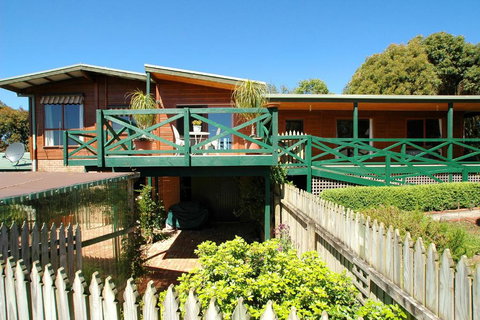 Johanna Green - Accommodation Nelson Bay 6