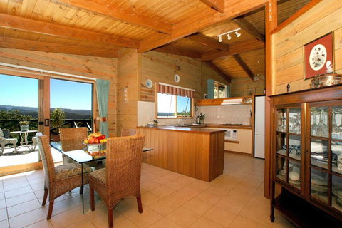 Johanna Green - Accommodation Nelson Bay 4