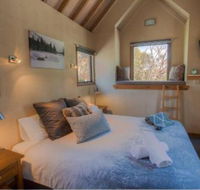 Sharpys Chalet - Accommodation Nelson Bay