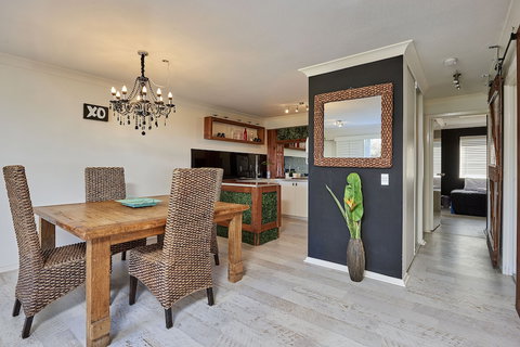 Cabarita Beachfront Apartments - Accommodation Nelson Bay 2