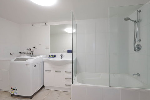 Cabarita Beachfront Apartments - Accommodation Nelson Bay 4