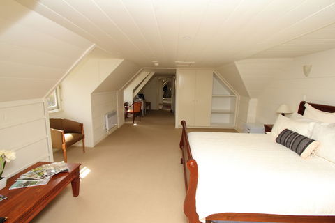 Fitzroy Inn Historic Retreat - Accommodation Nelson Bay 2