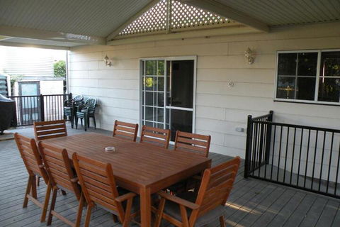 Smith Street Villa Naracoorte - Accommodation Nelson Bay 3