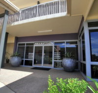 Mayfair Motel Emerald - Accommodation Nelson Bay