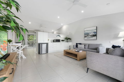 The Country House At Hunchy Montville - Accommodation Nelson Bay 5