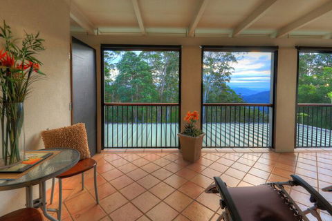 Mapleton Falls Accommodation - Accommodation Nelson Bay 4