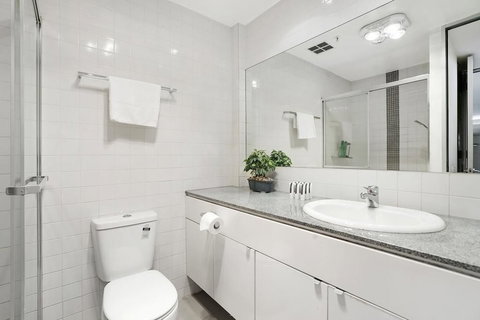 Anchor On Collins - Accommodation Nelson Bay 4