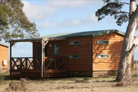 Seal Bay Cottages - Accommodation Nelson Bay 2