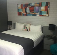 Blue Violet Motor Inn