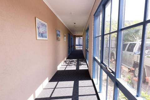 Chadstone Executive Motel - Accommodation Nelson Bay 1