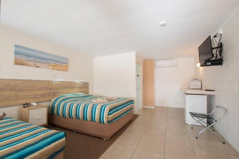 A & A Motel - Accommodation Nelson Bay 2