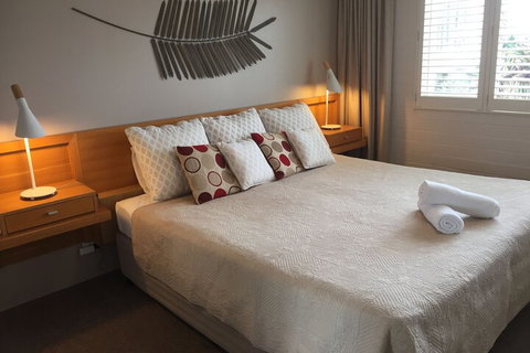 Surf Dance - Accommodation Nelson Bay 4