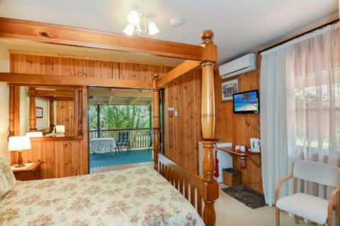 Peppertree Cottage - Accommodation Nelson Bay 4