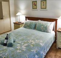 Underground Bed and Breakfast - Accommodation Nelson Bay
