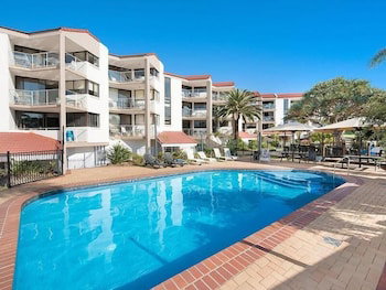 Casablanca Beachfront Holiday Apartments - Accommodation Nelson Bay 4